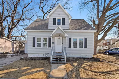 830 N Bennett St, Appleton, WI 54911