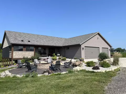 w8502 Hemlock Road, Beaver Dam, WI 53916