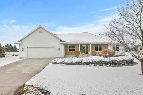 4932 Creek Haven Rd, Cottage Grove, WI 53527