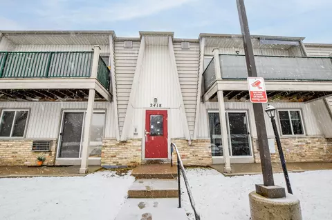 2418 Independence Ln #103, Madison, WI 53704