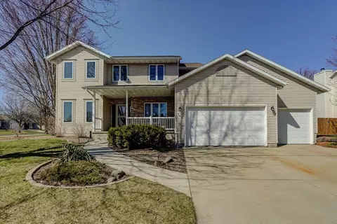 340 Military Ridge Dr, Verona, WI 53593