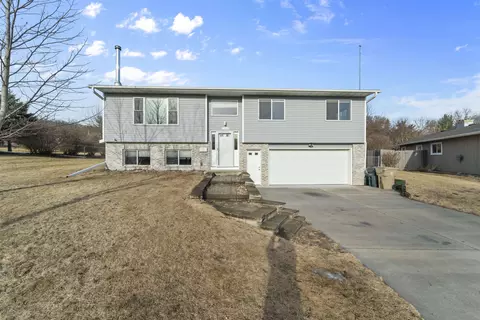 1002 Friar Ln, Madison, WI 53711