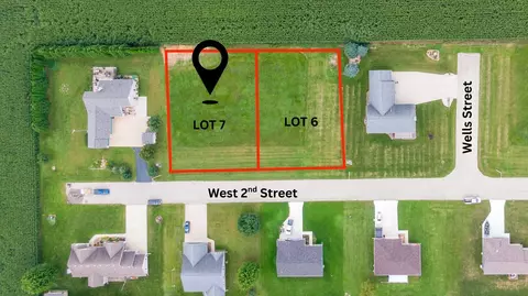 205 W 2nd St, Friesland, WI 53935