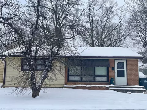 1867 Porter Ave, Beloit, WI 53511