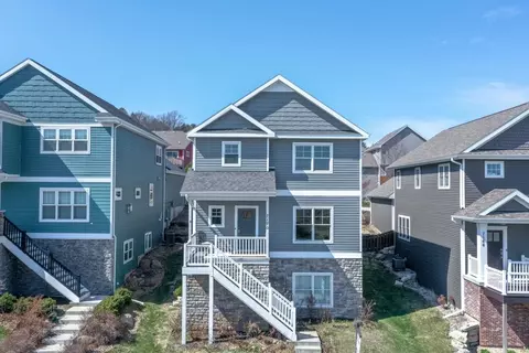 7170 Belle Fontaine Blvd, Middleton, WI 53562