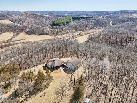4225 County Road Jj, Black Earth, WI 53515