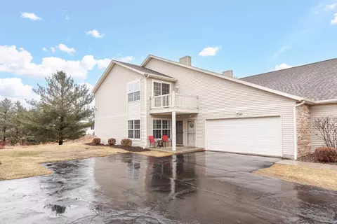 1408 Sienna Xing, Janesville, WI 53546