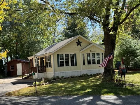 110 Meadow Ln, Edgerton, WI 53534