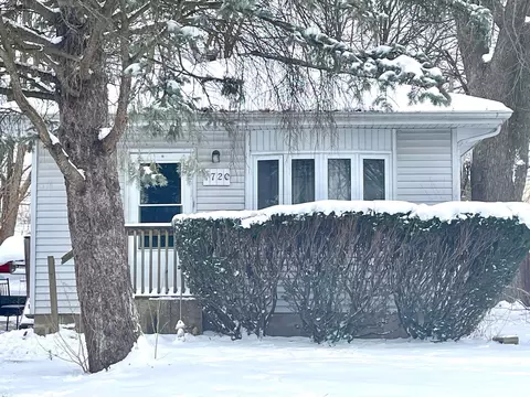 1720 Fayette Ave, Beloit, WI 53511