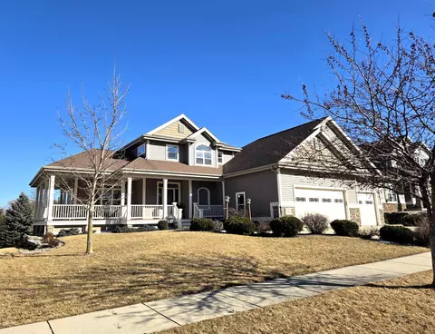 20 Savannah Pkwy, Deerfield, WI 53531