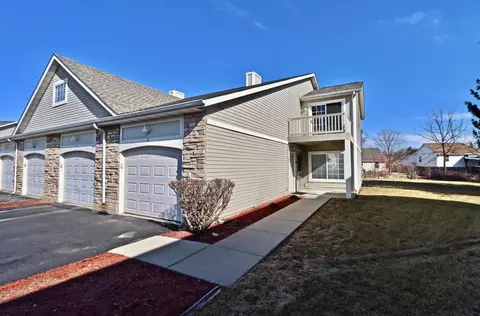 2245 Tallgrass Ct #2, Beloit, WI 53511