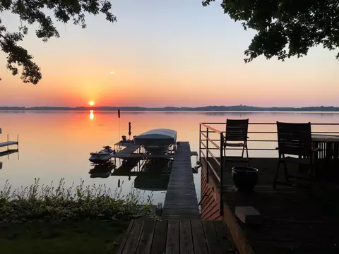 3006 Waubesa Ave, Madison, WI 53711