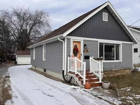 111 Nichols Rd, Monona, WI 53716
