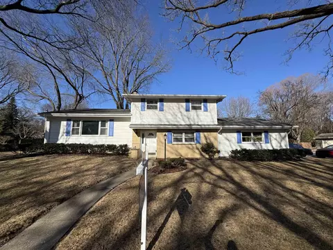202 S Kenosha Dr, Madison, WI 53705