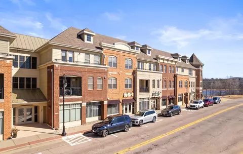 440 Water St #311, Prairie Du Sac, WI 53578