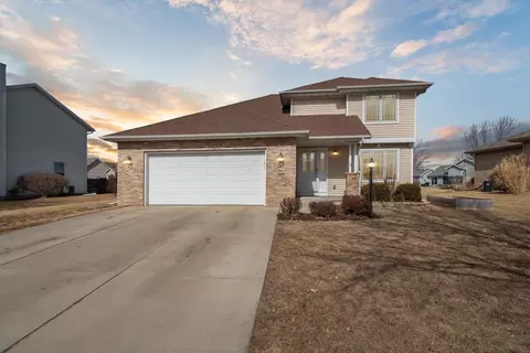 309 Coyle Pkwy, Cottage Grove, WI 53527