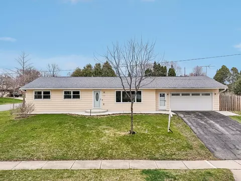 2907 Ravine Dr, Middleton, WI 53562