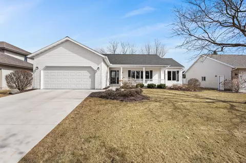 1135 N Thompson Rd, Sun Prairie, WI 53590