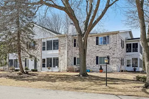 1514 Golf View Rd #H, Madison, WI 53704