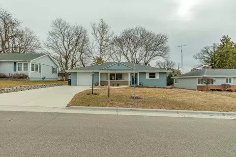 1718 Country Ln, Monroe, WI 53566