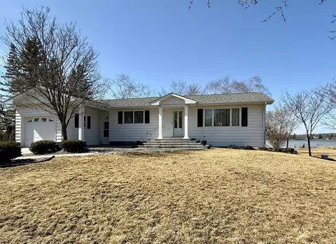 801 Lakeside Dr, Tomah, WI 54660