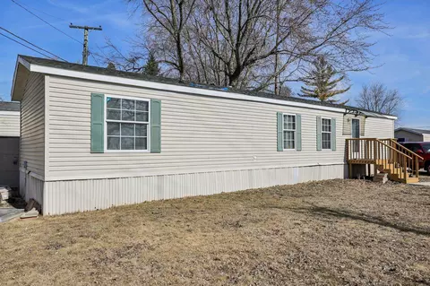 855 E Lake St #35, Lake Mills, WI 53551