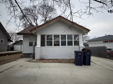 1212 Center Ave, Janesville, WI 53546