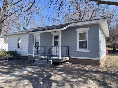 200 S Mechanic St, Albany, WI 53502