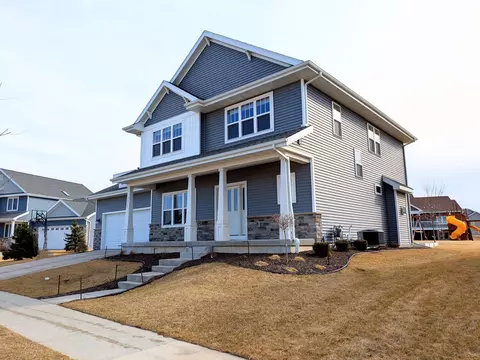 9915 White Fox Ln, Middleton, WI 53562