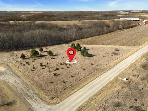 L1076 Hunt Club Bugle Court, La Valle, WI 53941