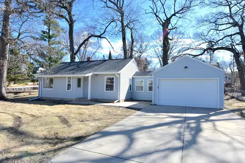 4412 Winnequah Rd, Monona, WI 53716
