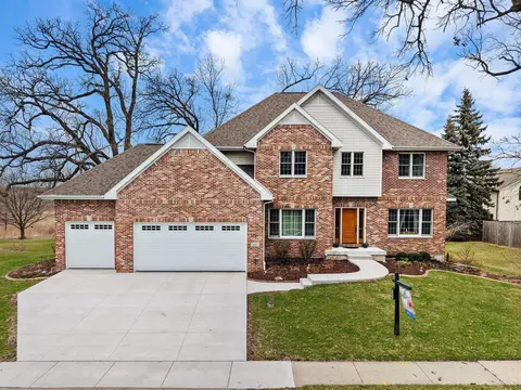 401 W Oak St, Cottage Grove, WI 53527