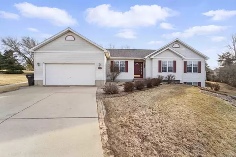 116 Terrace Ct, Mount Horeb, WI 53572