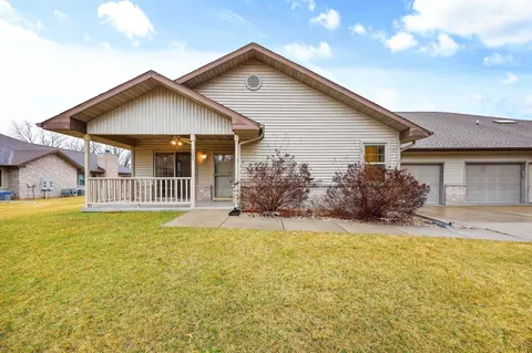 205 Whitneys Way, Edgerton, WI 53534