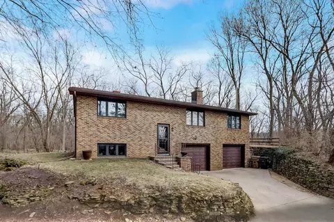 3333 Rocky Ledge Ln, Madison, WI 53705