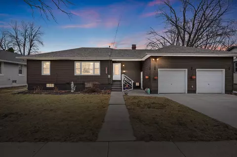 2425 Superior St, Madison, WI 53704