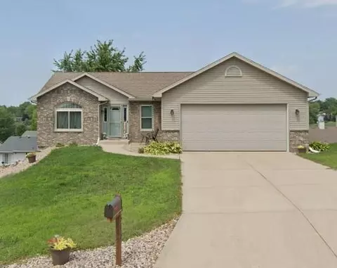 313 Corbin Dr, Barneveld, WI 53507