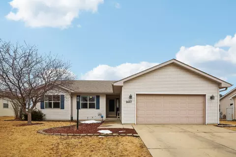 1437 Prairie Rose Dr, Sun Prairie, WI 53590