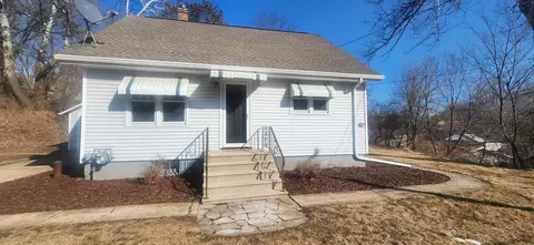 n1648 Madison Street, Markesan, WI 53946