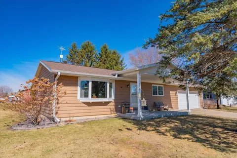 210 Greenview Ave, Monticello, WI 53570