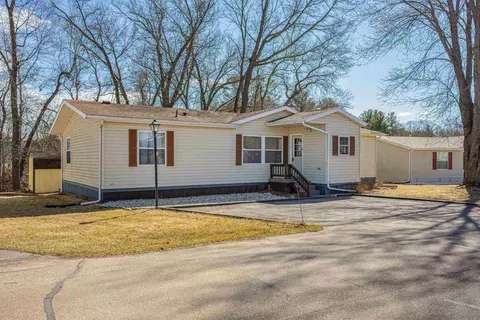172 Timber Rdg, Baraboo, WI 53913