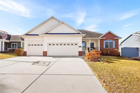6071 Tuscobia Trl, Mcfarland, WI 53558
