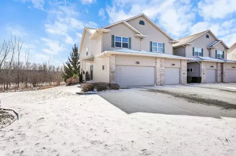 2973 Kentville Dr, Sun Prairie, WI 53590