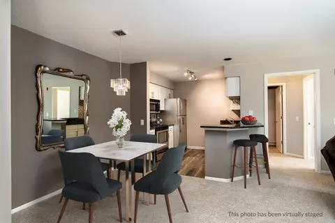 8530 Greenway Blvd #313, Middleton, WI 53562