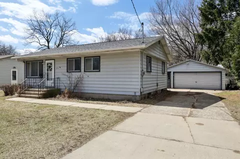 3910 Toban Dr, Madison, WI 53704