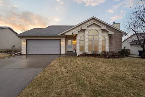4240 Lansing Dr, Janesville, WI 53546