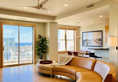 360 W Washington Ave #1307, Madison, WI 53703