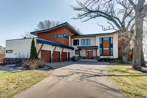5118 Reynolds Ave, Waunakee, WI 53597