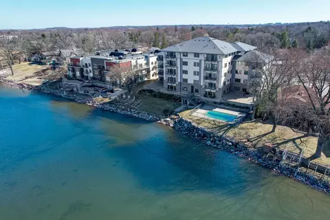 4101 Monona Dr #103, Monona, WI 53716