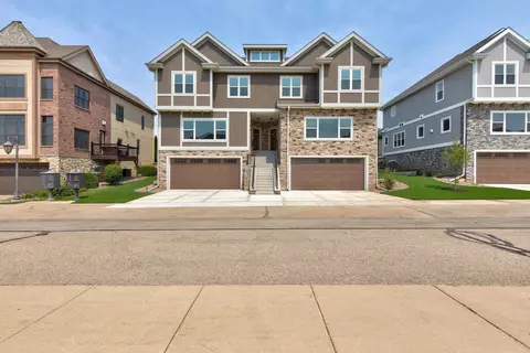 9076 Paddington Pkwy, Verona, WI 53593